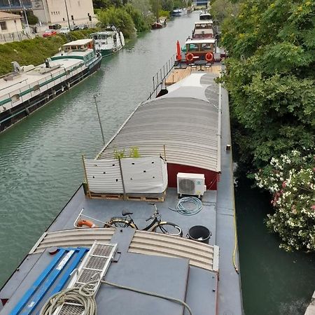 Péniche Chopine Bed and Breakfast Beaucaire  Esterno foto